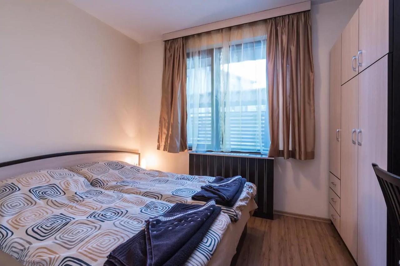 Charming, Fully-Furnished, 2-Bedroom Apartment Bansko Exterior photo